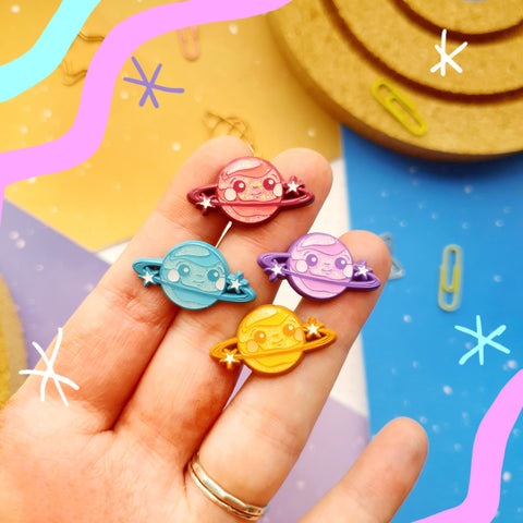 Happy Planet Mini-Pin