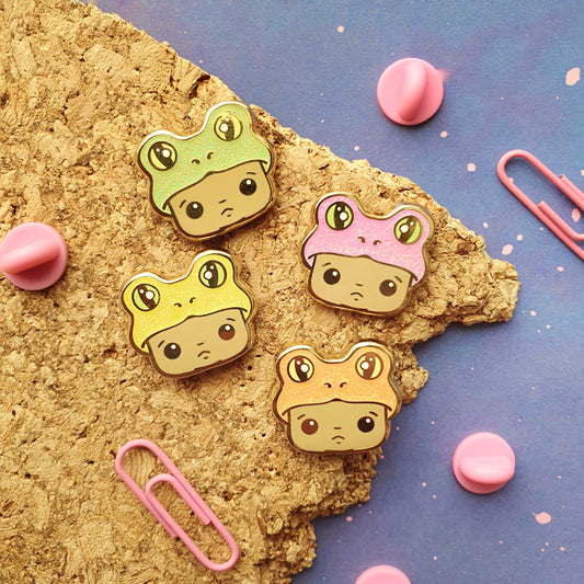 Froggie Hat Mini-Pin