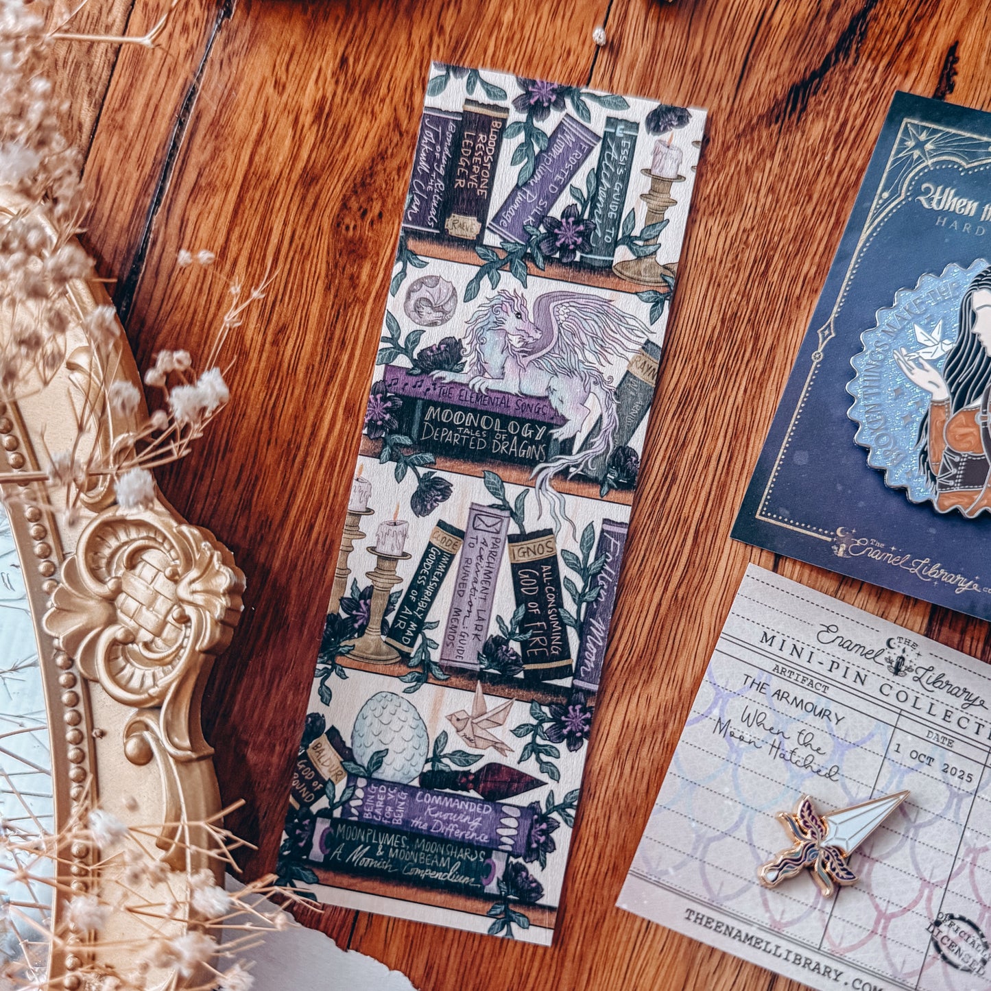 Officially Licensed When the Moon Hatched Shelfie Woodmark