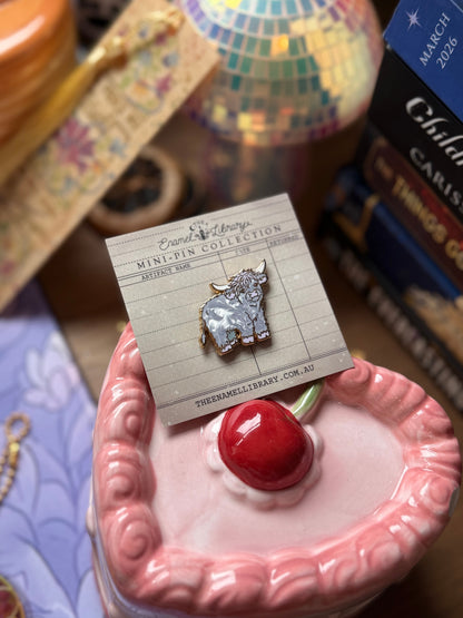 PRE-ORDER Highland Moo Mini-Pin