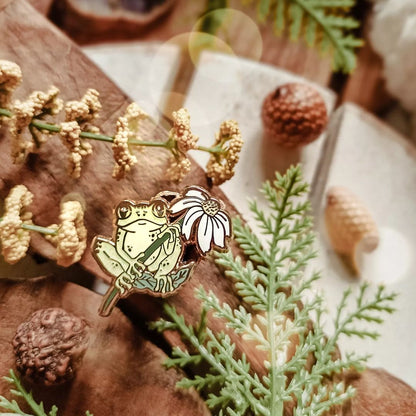 PRE-ORDER Daisy Forest Frog Mini-Pin | 4 Colours
